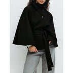 Manteau Cape Femme Col Haut Ceinturé – Coupe Enveloppante Hiver - Hiverline