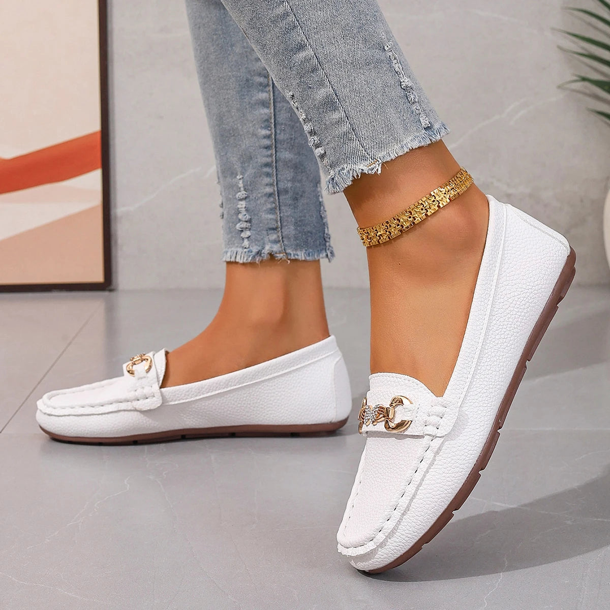 Mocassin femme plat bout arrondi ornement chaîne et strass - Hiverline