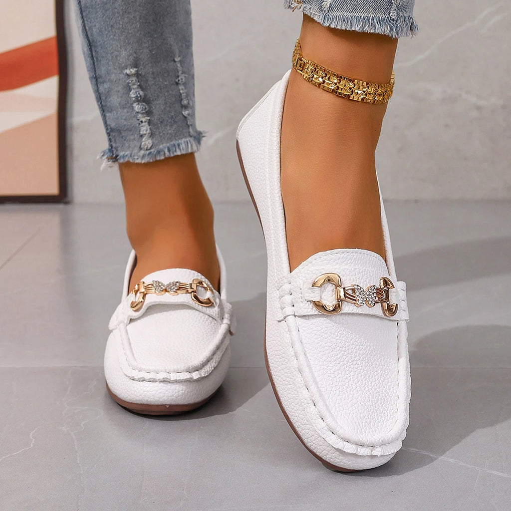 Mocassin femme plat bout arrondi ornement chaîne et strass - Hiverline