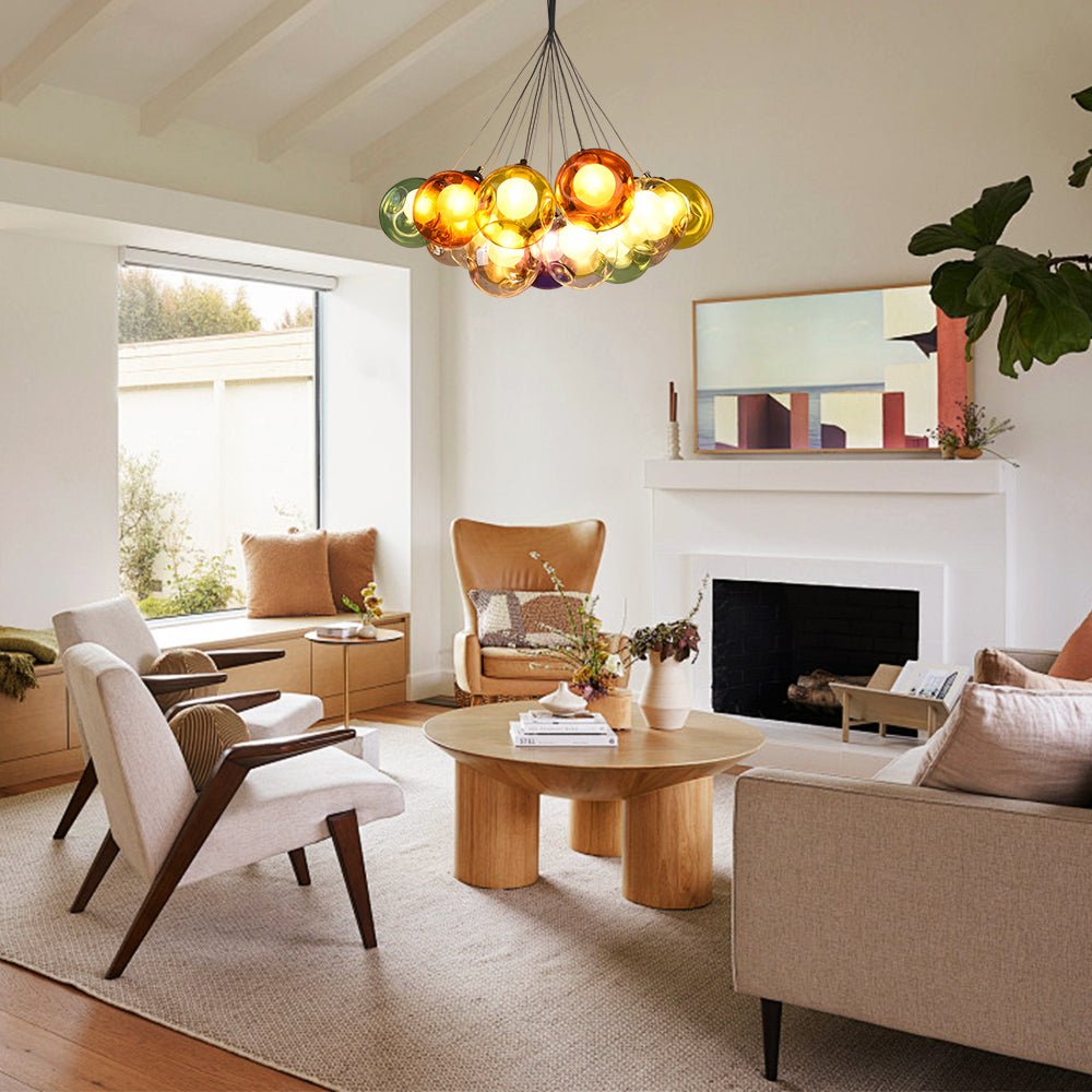 Moderner Kronleuchter mit Blasengloben