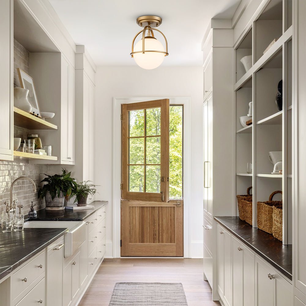 Moderne, plafonnier semi-encastré avec boule en verre opale