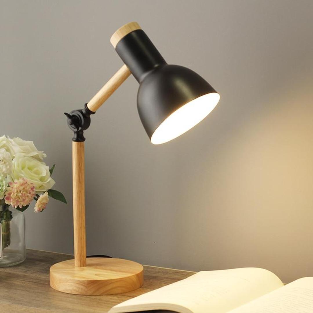 Lampe de Bureau en Bois Réglable | Design Scandinave