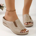 Orthopädische Damen Sandalen mit Keilabsatz, vorne offen, Slip-On, gepolsterte Sohle, Fußgewölbestütze, lässig, Strand, Sommer – Nude