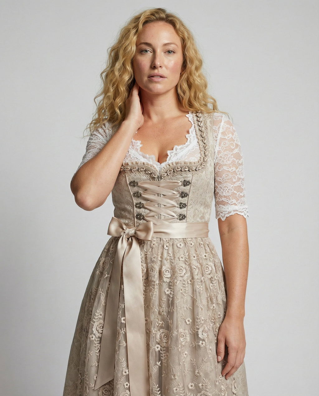 Abito tradizionale Dirndl da donna con corsetto allacciato, camicetta in pizzo di cotone, costume bavarese Oktoberfest – Heidi