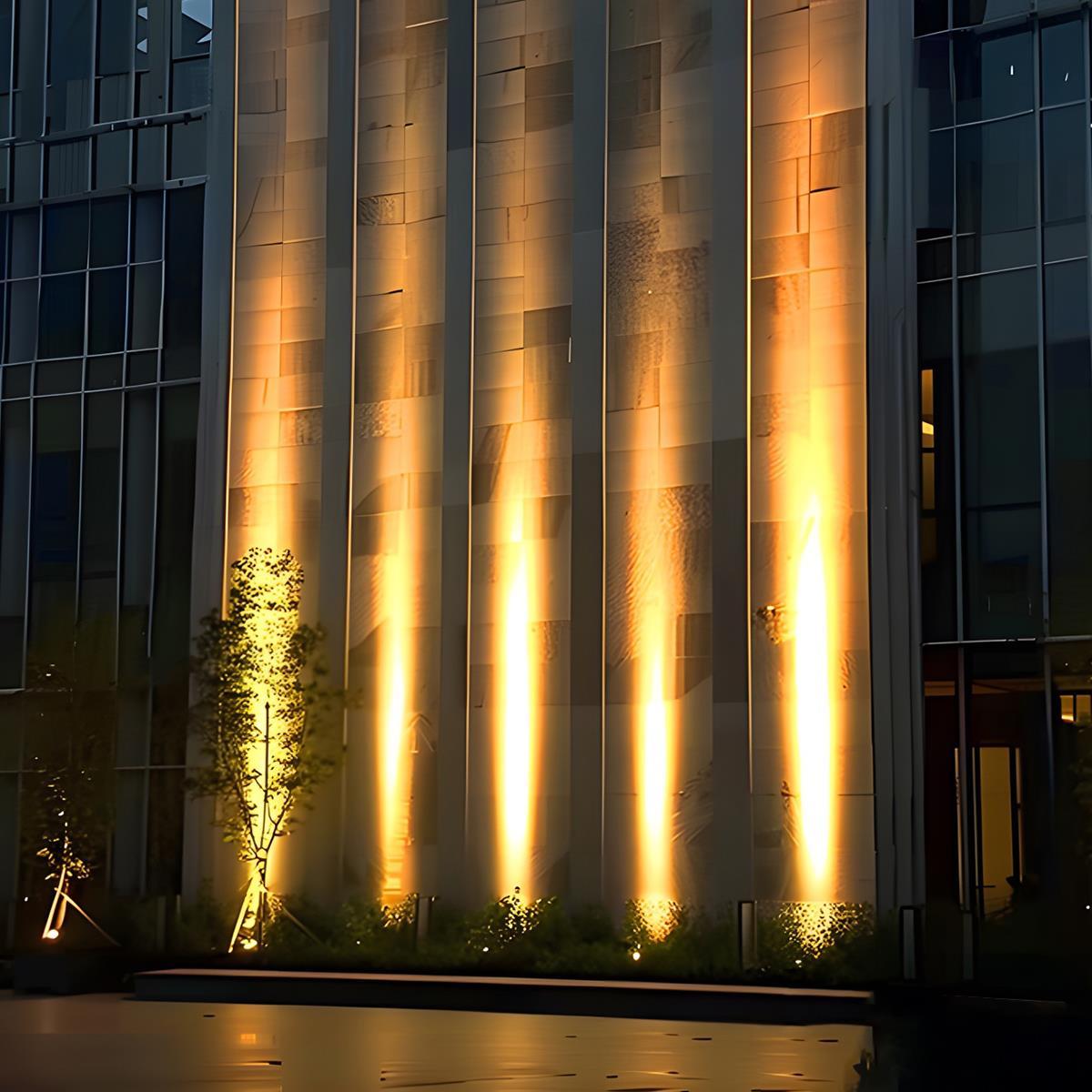 Projecteurs LED Extérieurs Étanches - Lumière Extérieure Super Lumineuse IP67