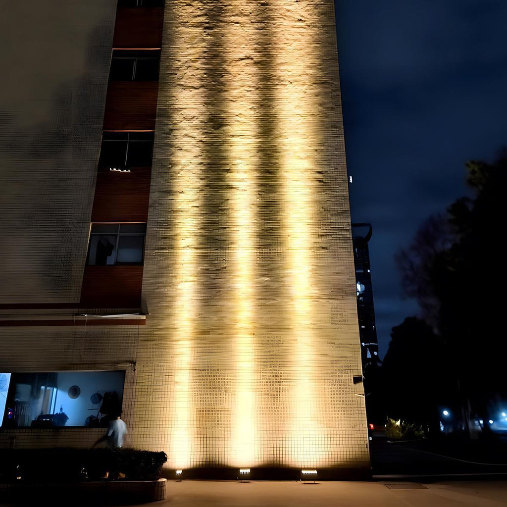 Projecteurs LED Extérieurs Étanches - Lumière Extérieure Super Lumineuse IP67